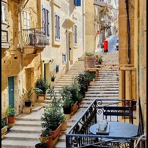 valletta-boutique-escape.qawrahotelsmalta.org/